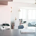 Le Rostan Deux Chambres Avec Balcons