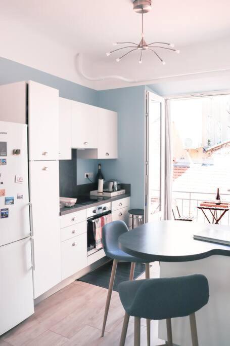 Apartment Le Rostan Deux Chambres Avec Balcons